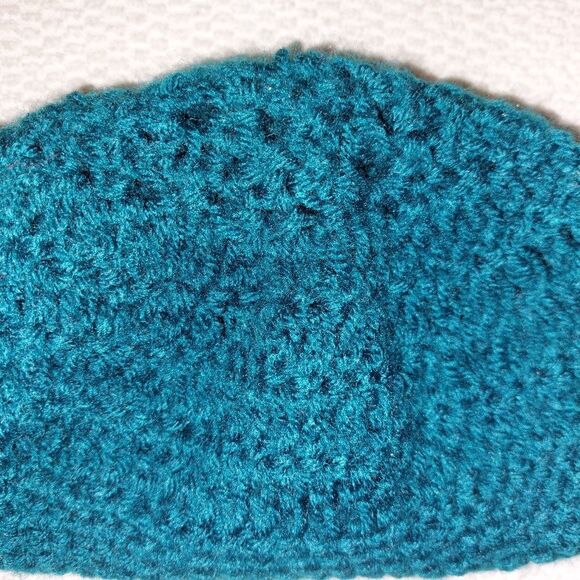 Teal Knit Beanie Hat Winter Cap Handmade Crocheted Warm Headwear One Size - Picture 8 of 10